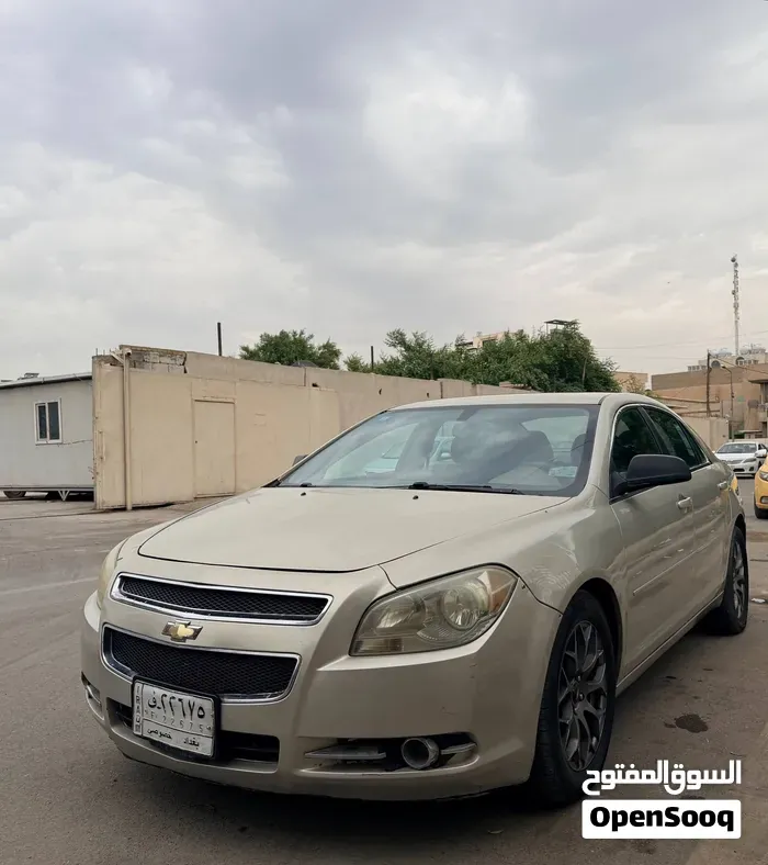 Chevrolet Malibu 2011 photo 2