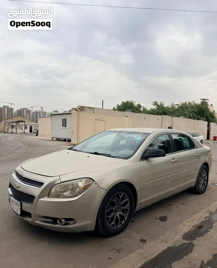 Chevrolet Malibu 2011 photo 3