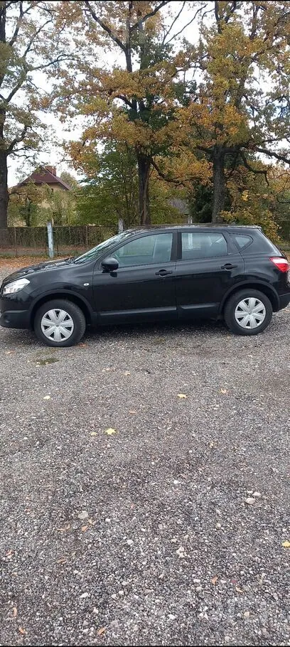 Nissan Qashqai 2011 photo 2