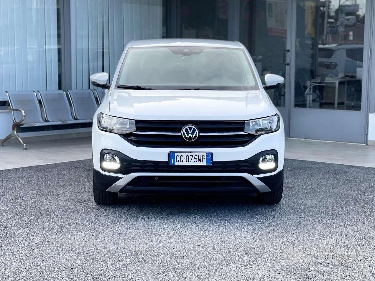 Volkswagen T-Cross 2021 photo 2
