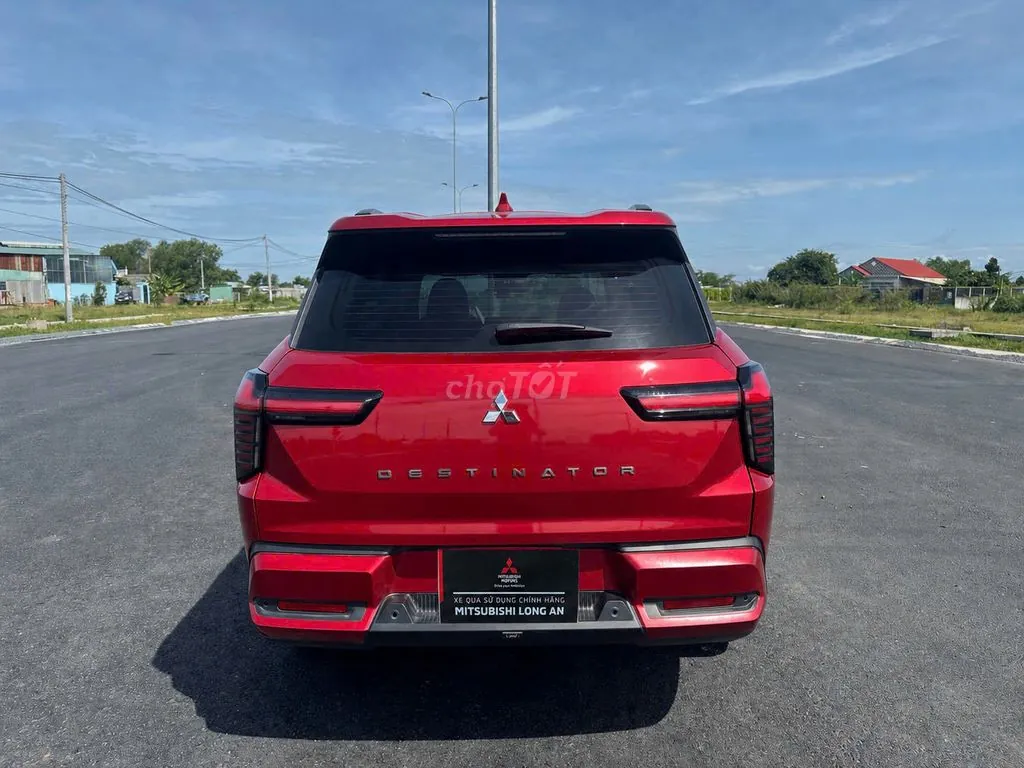 Mitsubishi Dong Khac 2025 photo 5