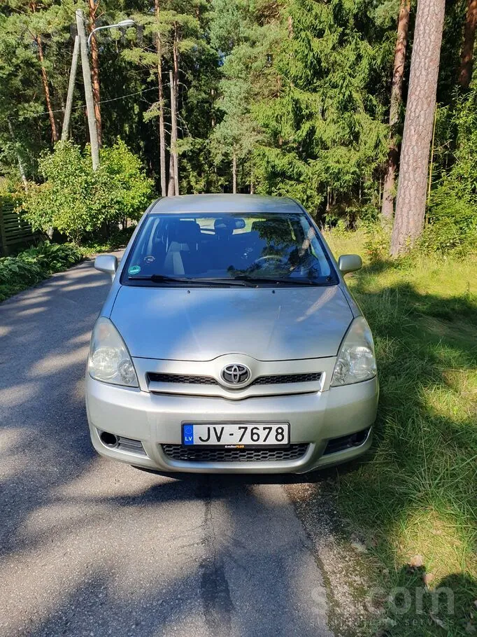 Toyota Corolla Verso Ii 2005 photo 2