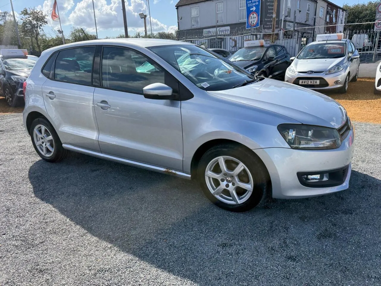 Volkswagen Polo 2011 photo 5