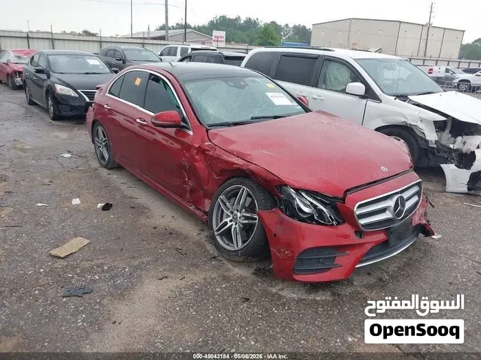 Mercedes-Benz E 300 2019 photo 2