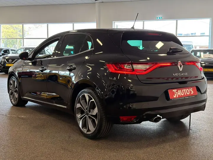Renault Megane 2016 photo 3