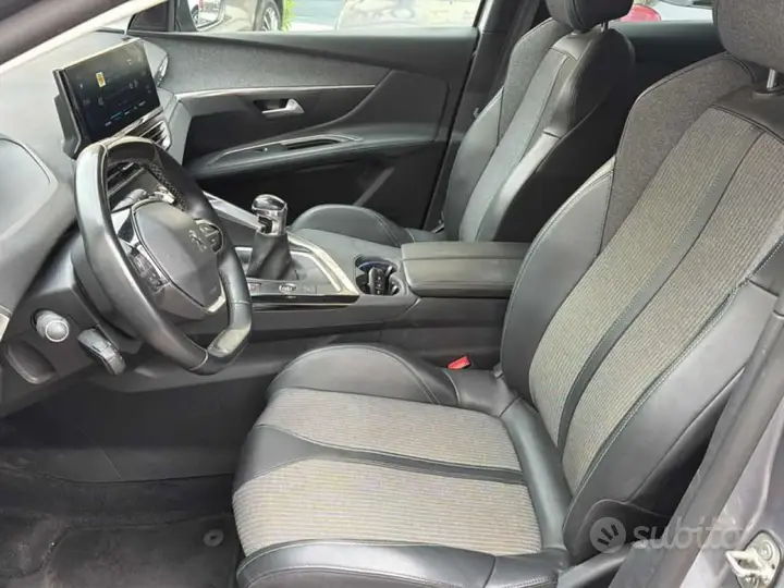 Peugeot 3008 2021 photo 5