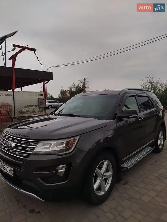 Ford Explorer 2015 photo 2