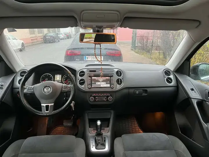 Volkswagen Tiguan 2012 photo 3