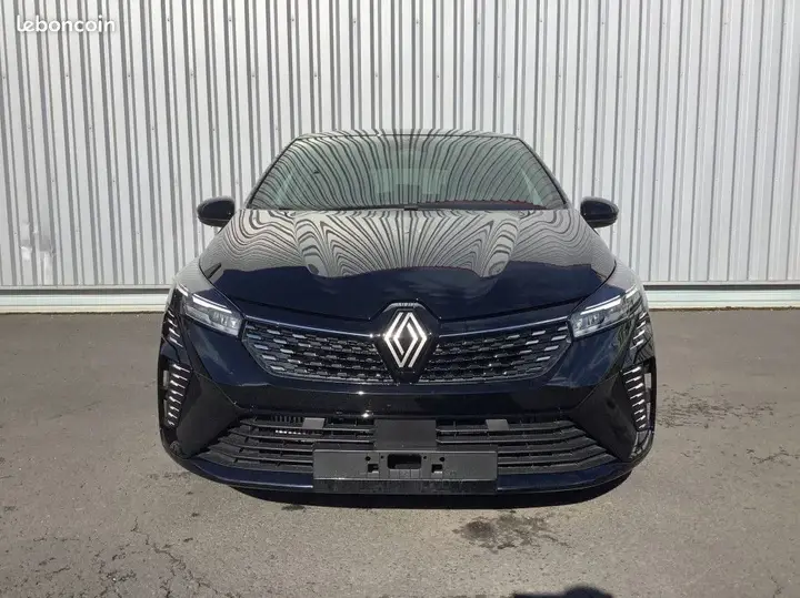 Renault Clio 2026 photo 2