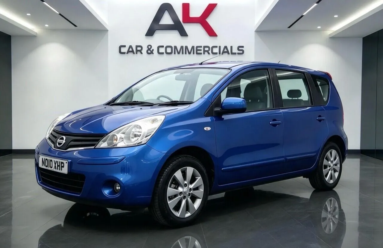 Nissan Note 2010 photo 2