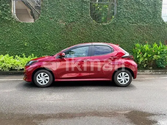 Toyota Yaris 2024 photo 3