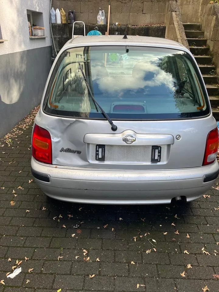 Nissan Micra