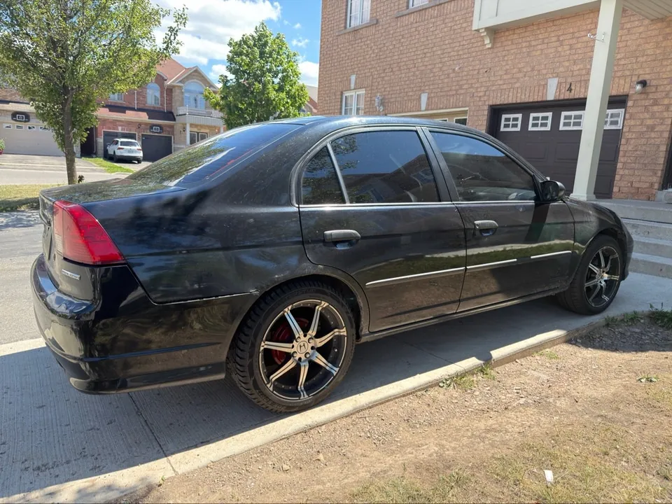 Honda Civic 2005 photo 5