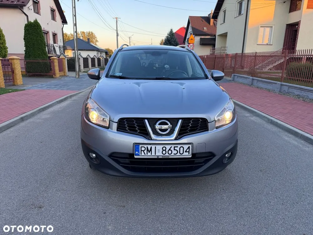 Nissan Qashqai 2010 photo 2