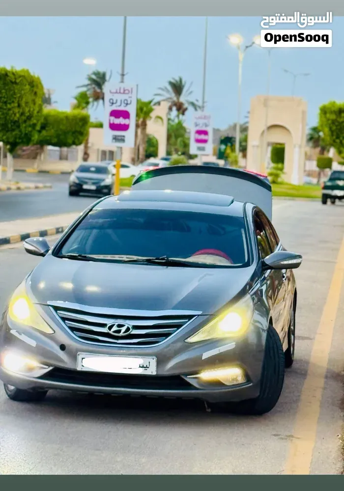 Hyundai Sonata 2014 photo 2