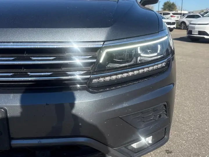 Volkswagen Tiguan 2018 photo 3