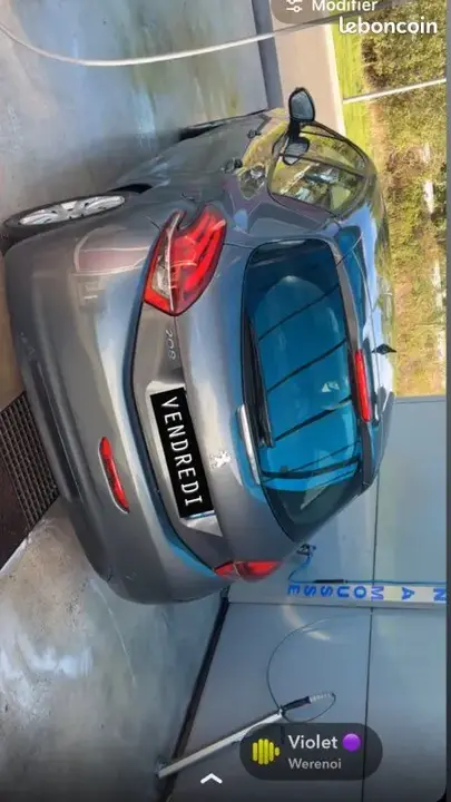 Peugeot 208 2015 photo 2
