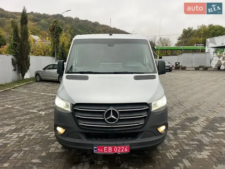 Mercedes-Benz Sprinter