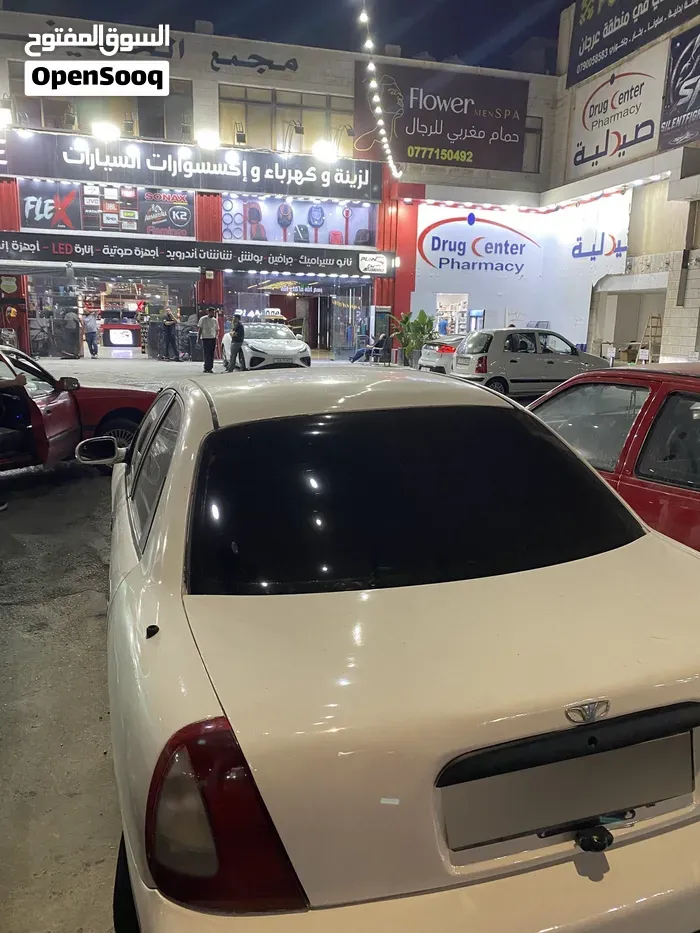 Daewoo Nubira 1997 photo 4