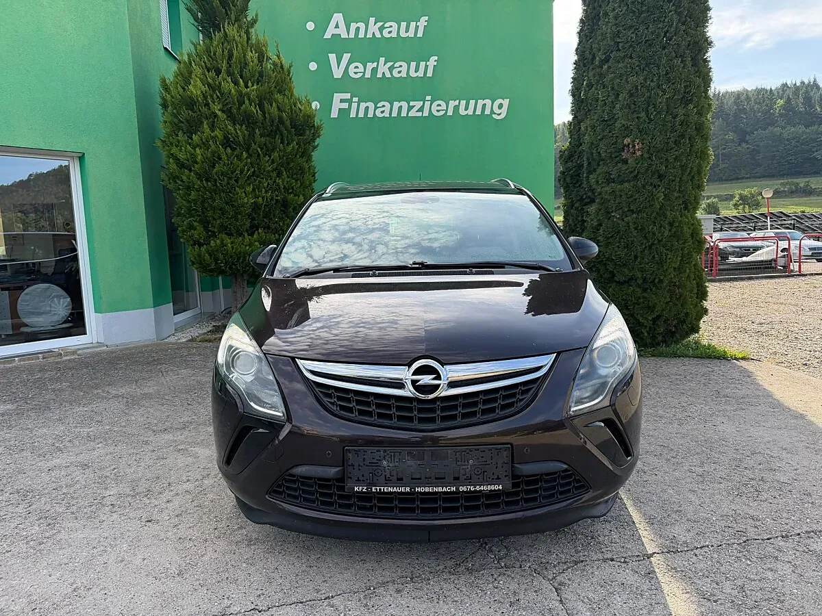 Opel Zafira Tourer 2012 photo 3