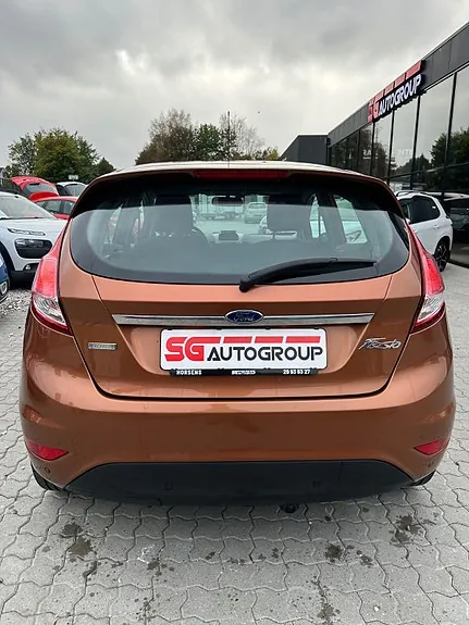 Ford Fiesta 2014 photo 4