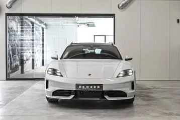 Porsche Taycan Sport Turismo 2024 photo 2