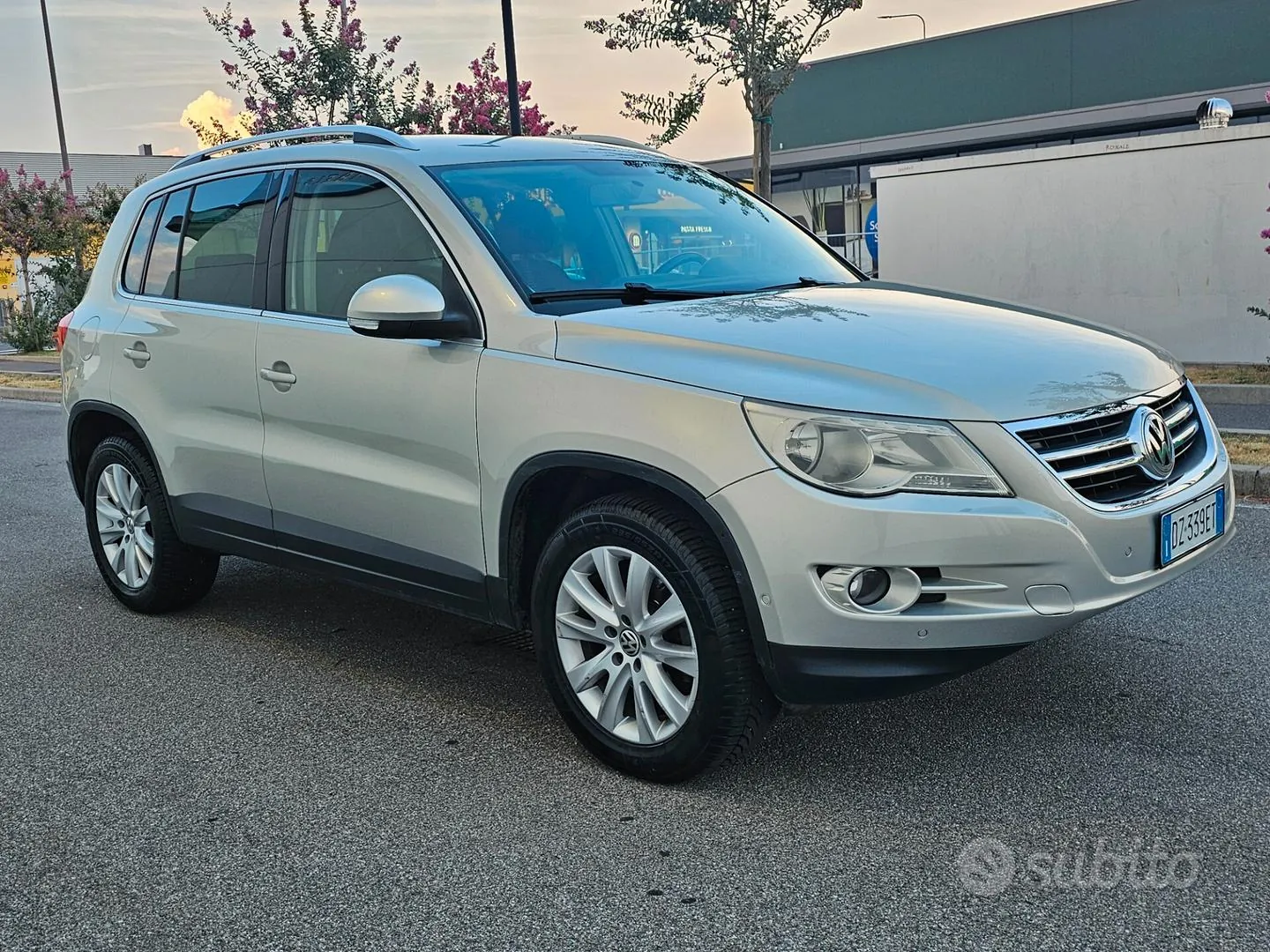 Volkswagen Tiguan 2009 photo 2