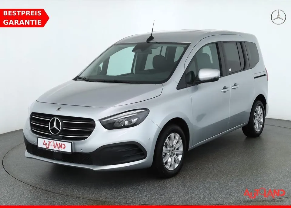 Mercedes-Benz T180D