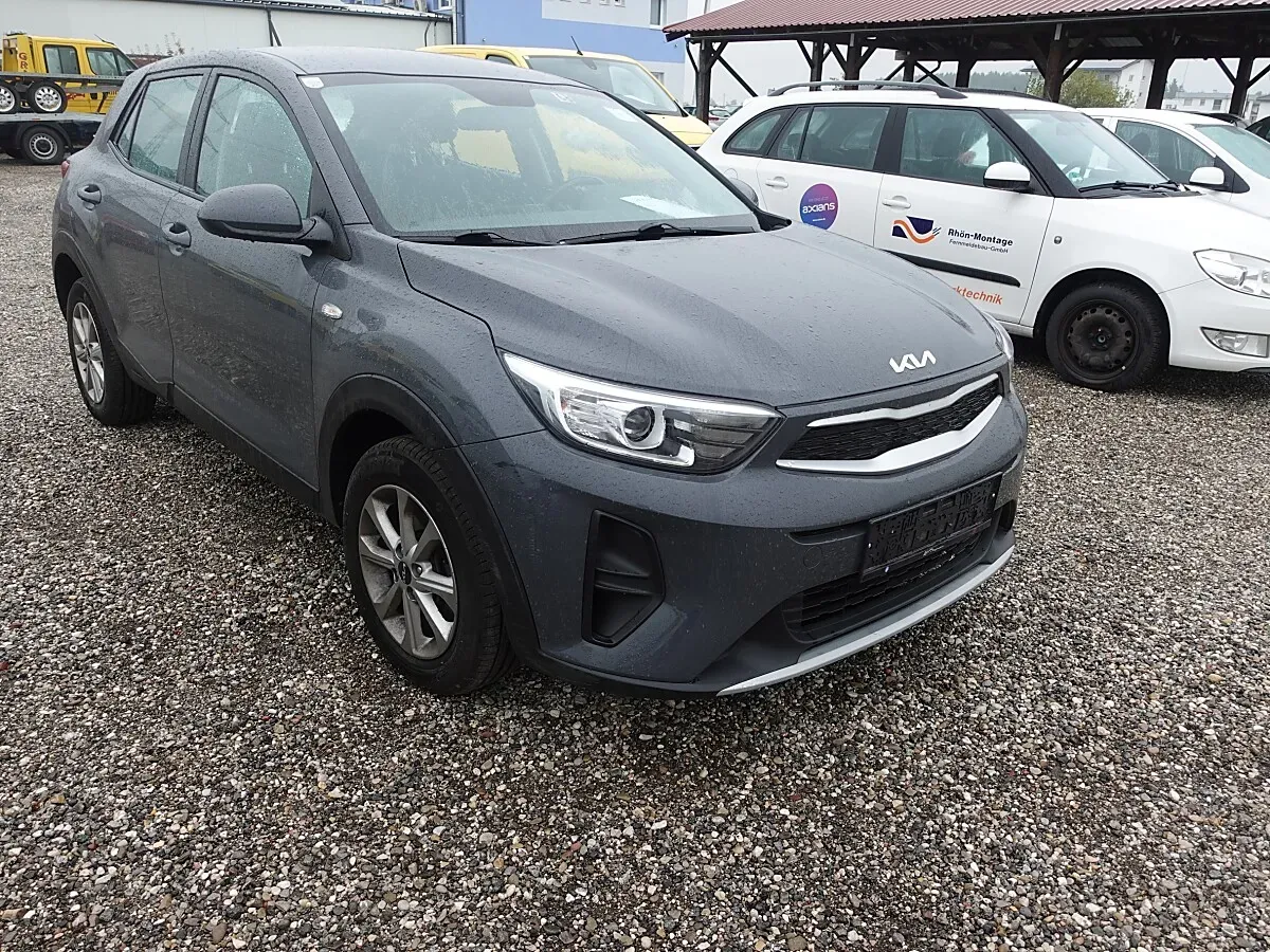 Kia Stonic 2023 photo 3
