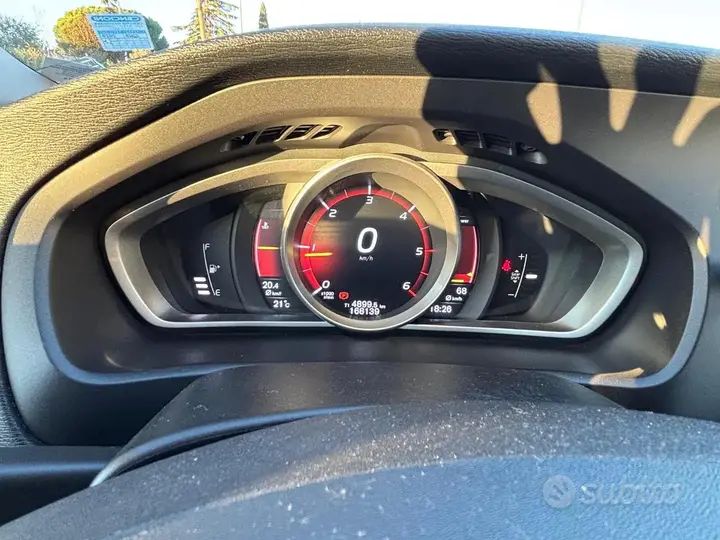 Volvo V40 2018 photo 5