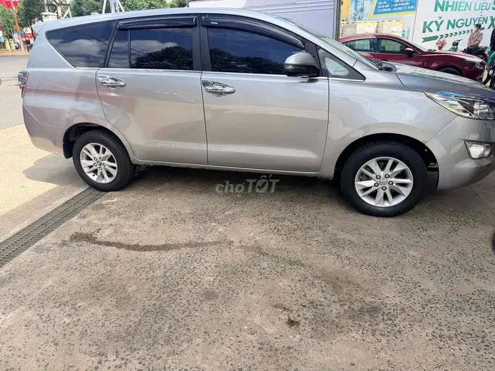 Toyota Innova 2019 photo 5