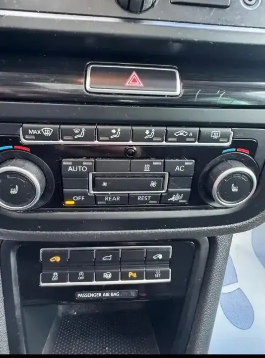 Seat Alhambra 2011 photo 3