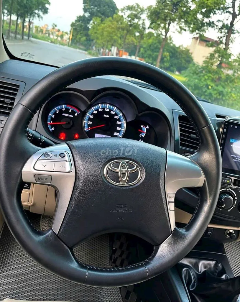 Toyota Fortuner 2015 photo 4