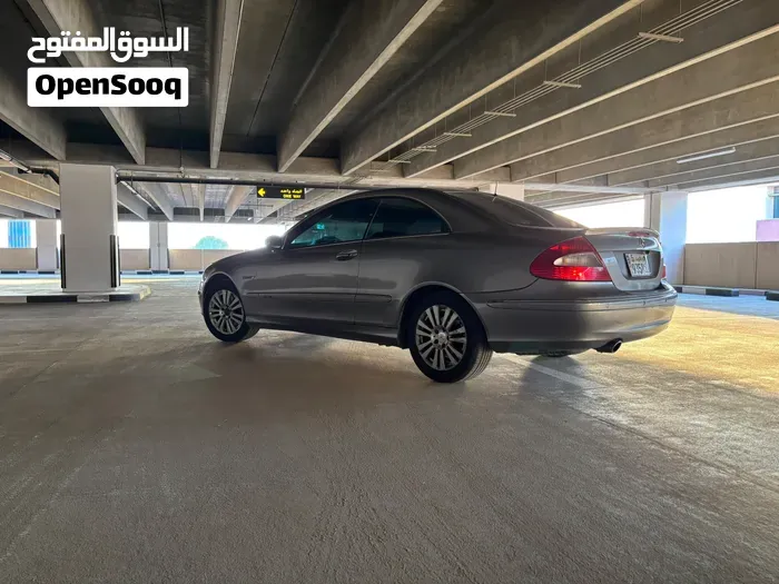 Mercedes-Benz Clk-Class 2003 photo 2