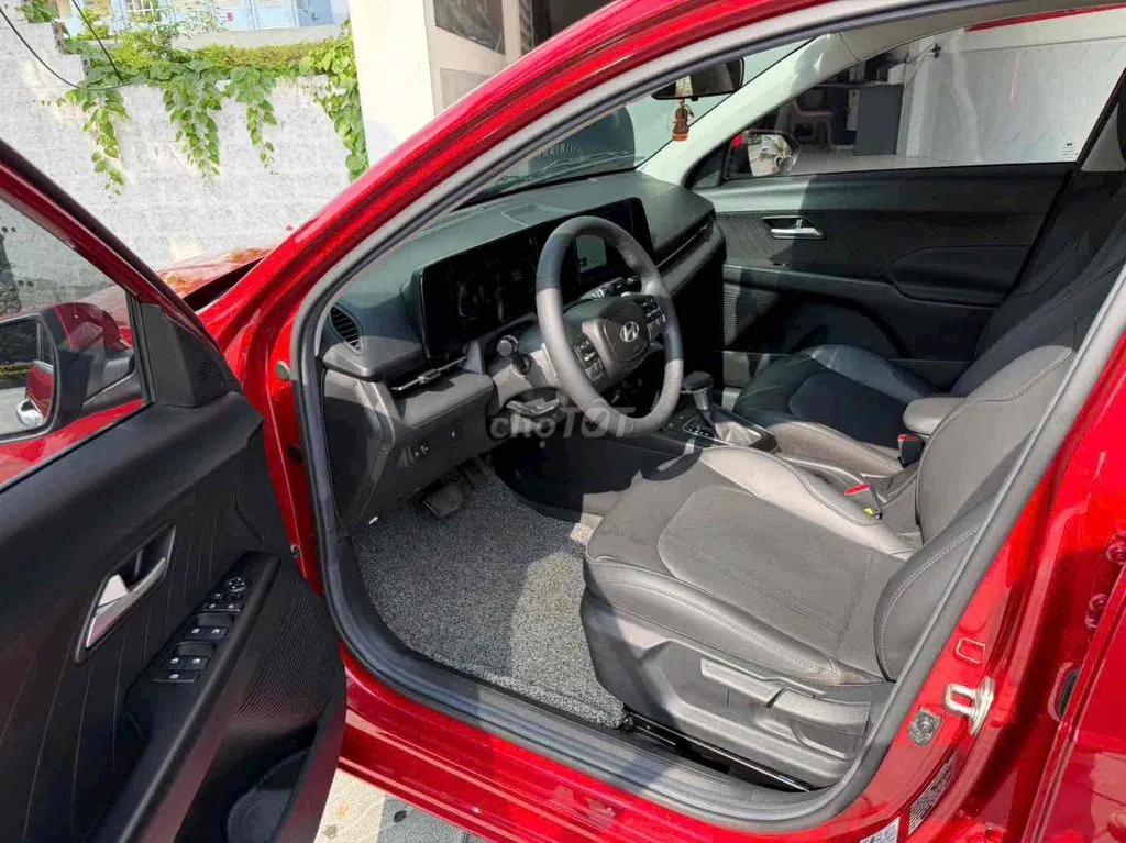 Hyundai Accent 2025 photo 4