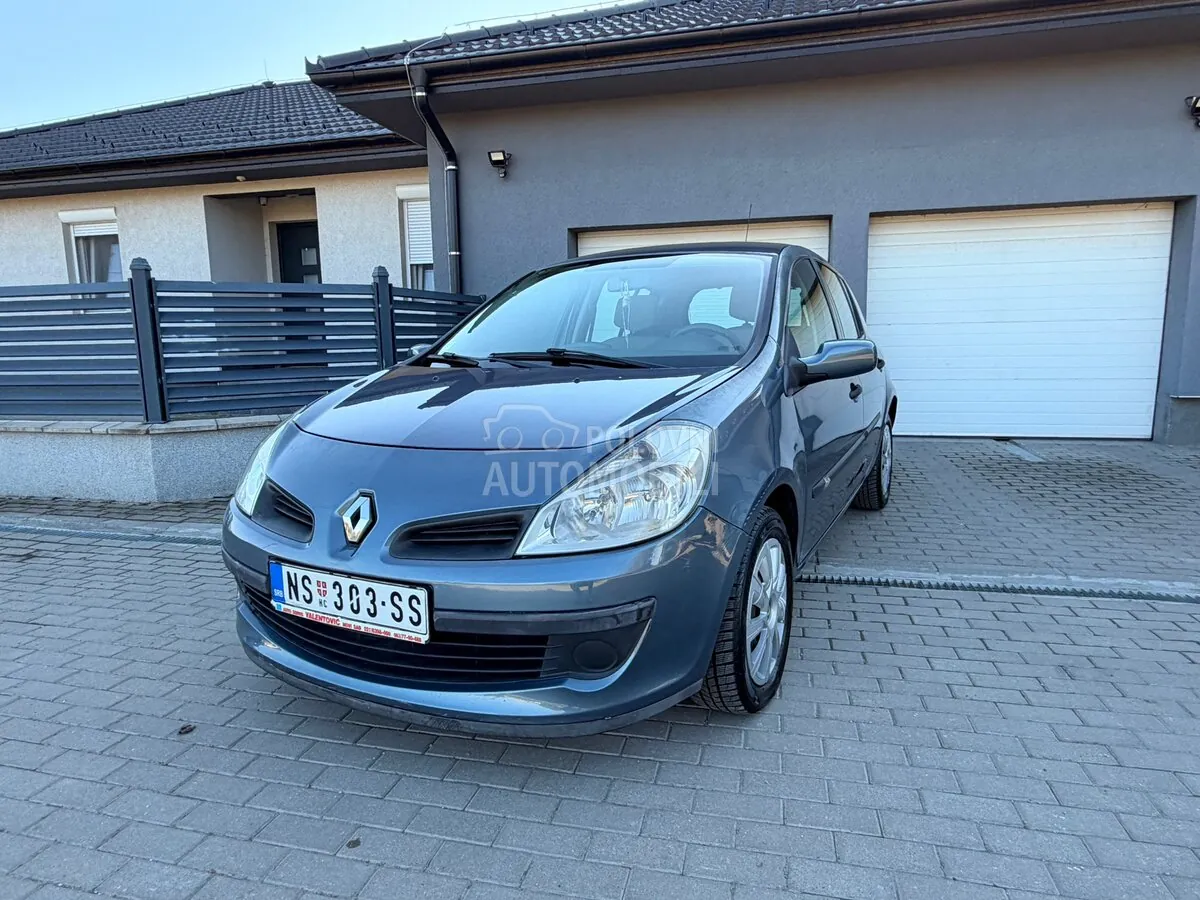 Renault Clio 2007 photo 2