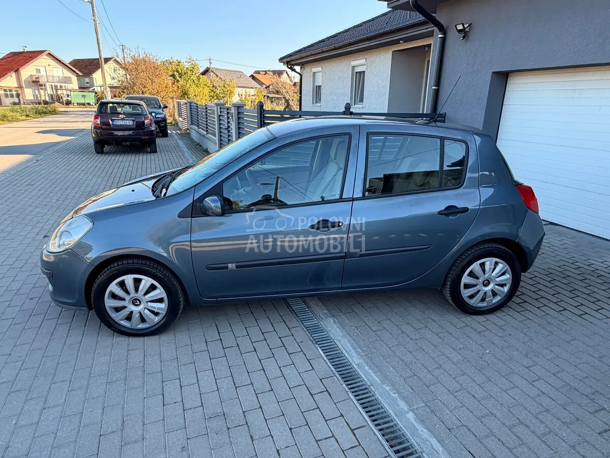 Renault Clio 2007 photo 3