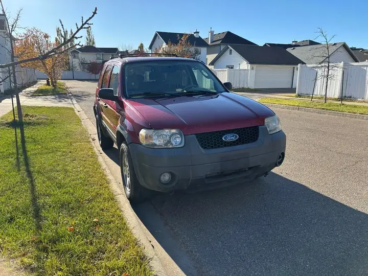 Ford Escape 2005 photo 4