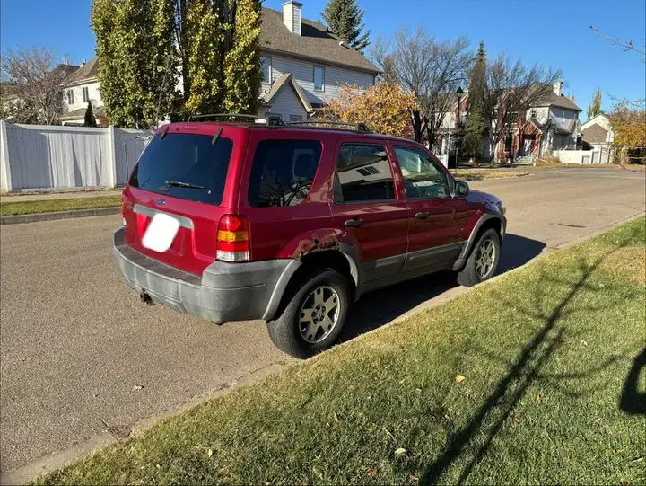 Ford Escape 2005 photo 3