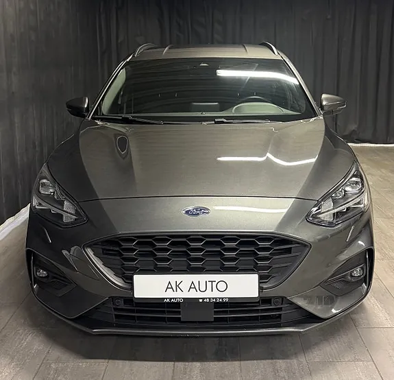 Ford Focus 2021 photo 2
