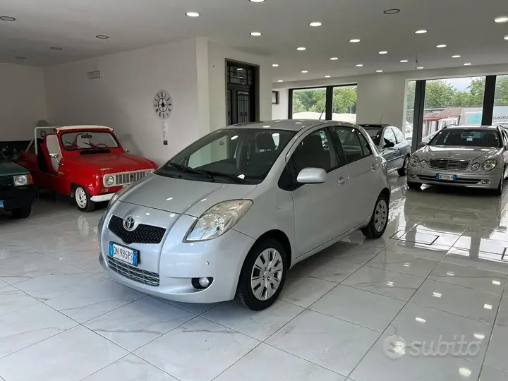 Toyota Yaris 2008 photo 3
