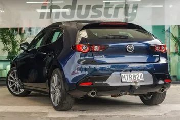 Mazda 3 2020 photo 3