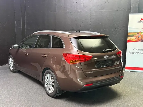 Kia Ceed 2013 photo 5