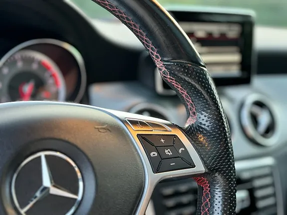 Mercedes-Benz Cla180 2013 photo 3