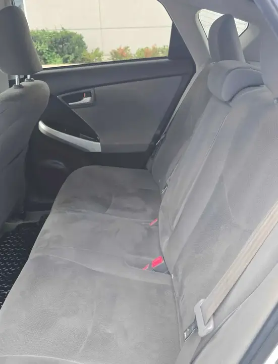 Toyota Prius 2015 photo 5