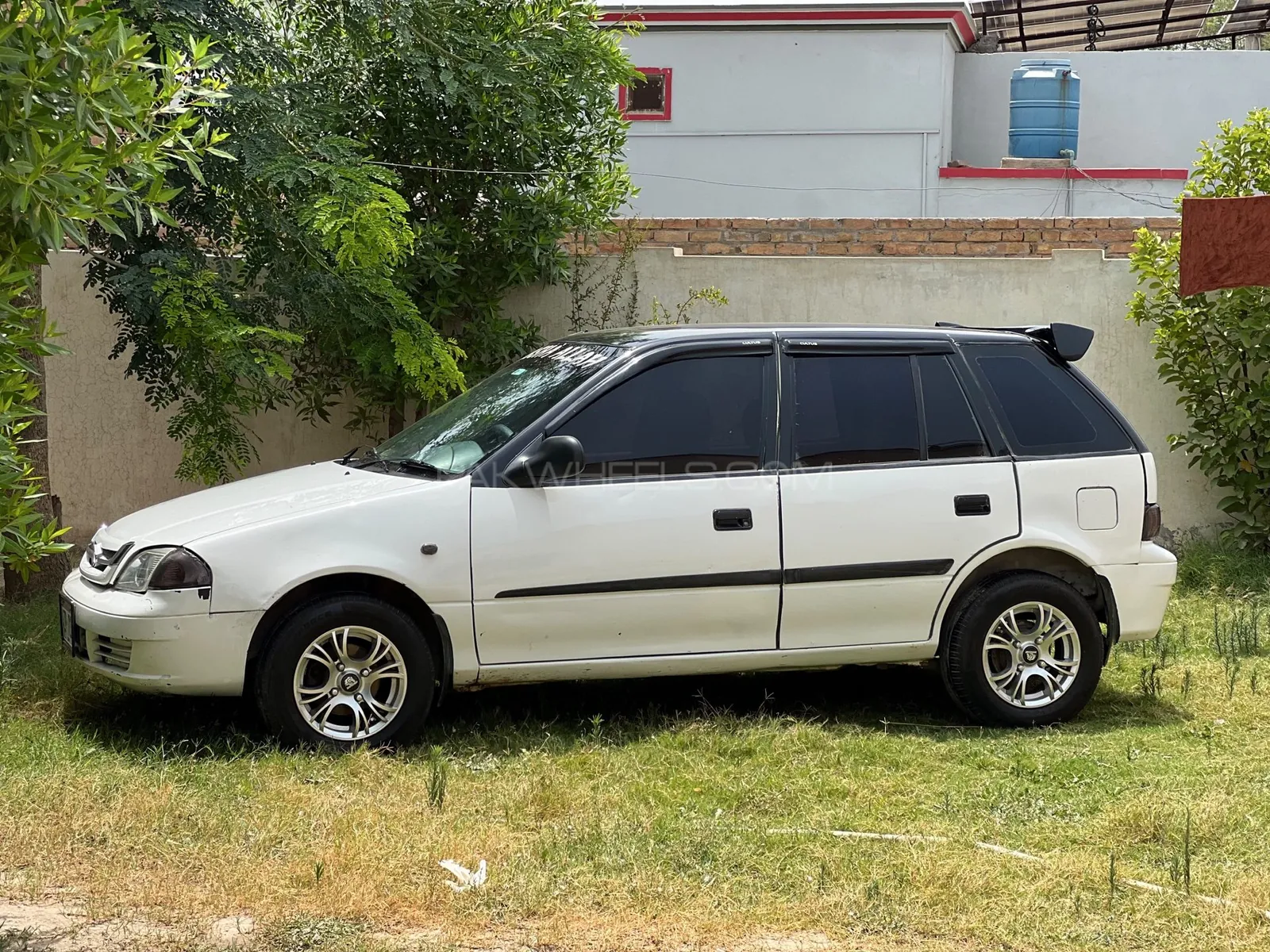 Suzuki Cultus