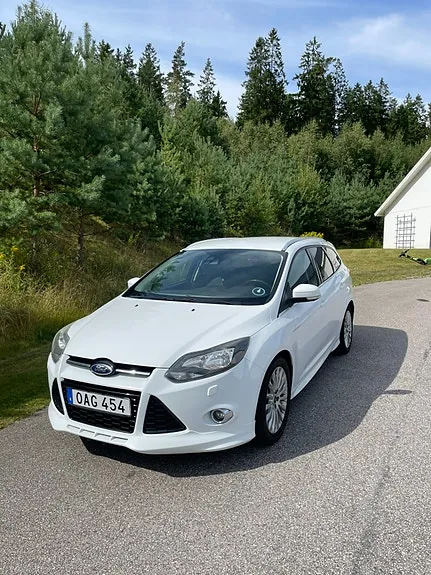 Ford Focus 2014 photo 4