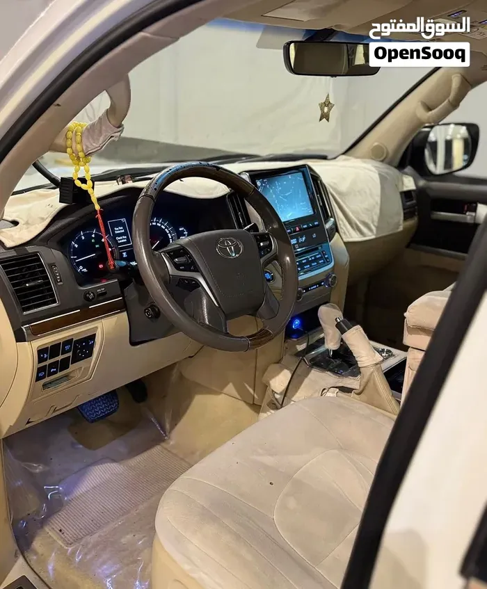 Toyota Land Cruiser 2016 photo 3