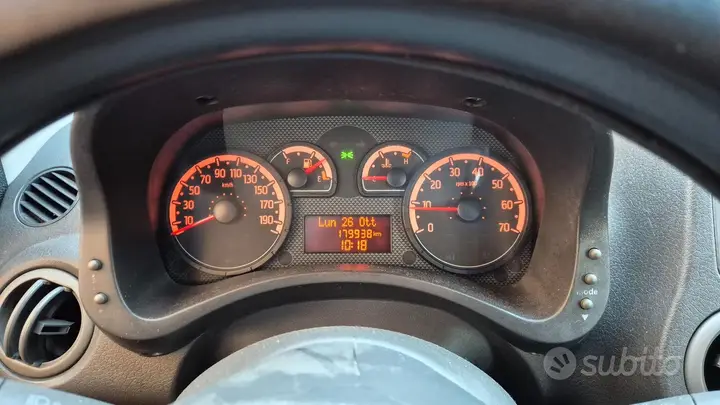 Fiat Panda 2011 photo 5