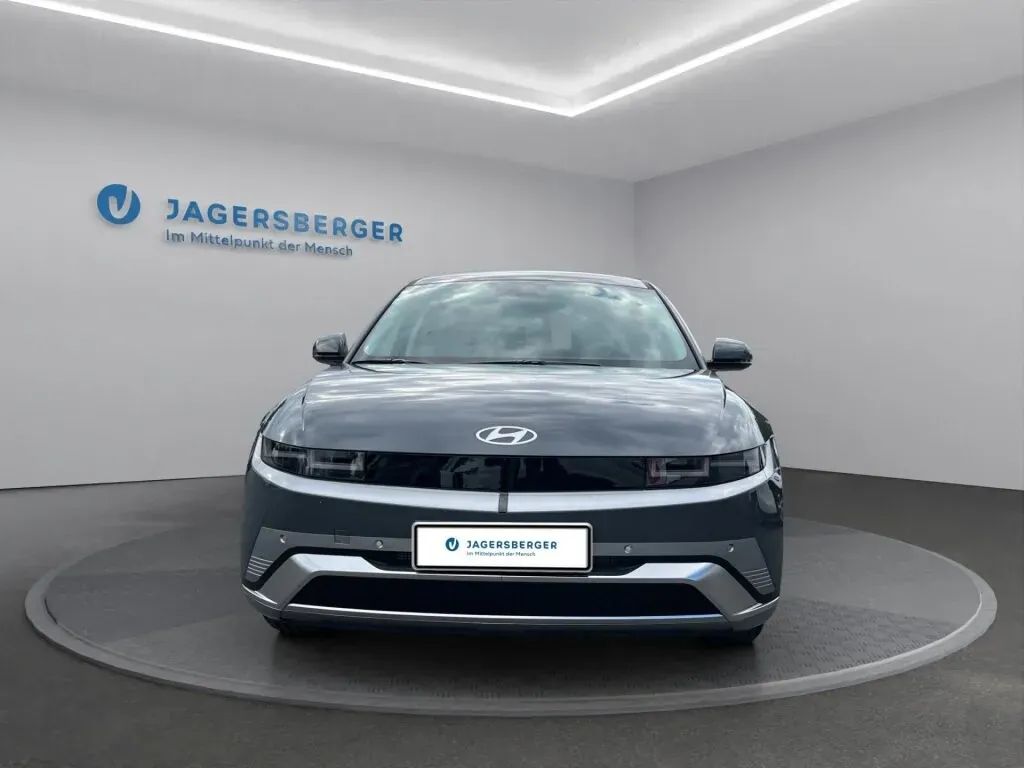 Hyundai Ioniq 5 2026 photo 2